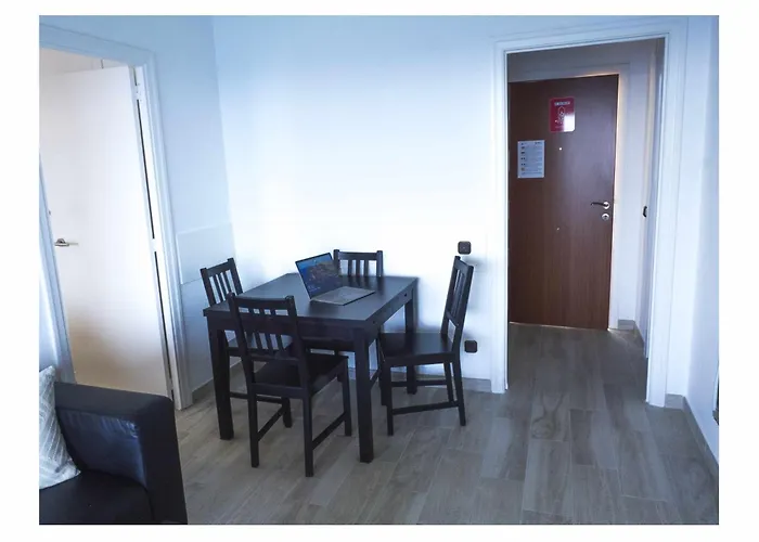 Primera Linea Playa Levante Jazmines 17 * Benidorm